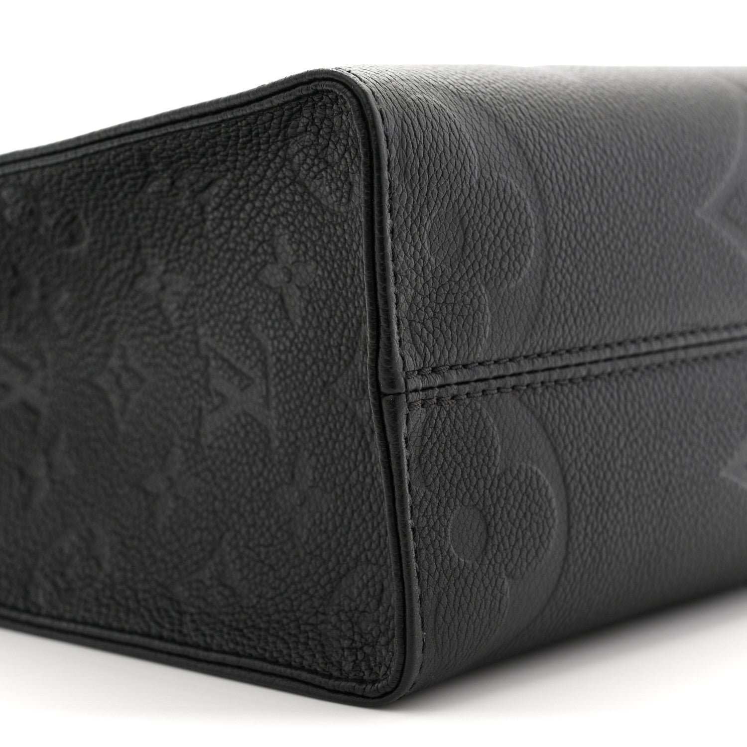 Louis Vuitton Empreinte Monogram Giant Onthego PM Black 7 of 9