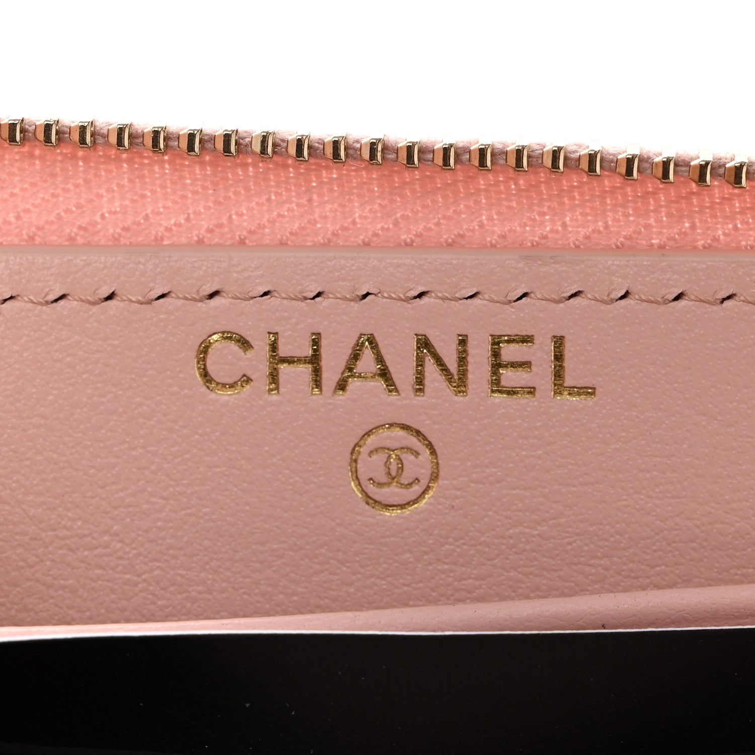 Chanel Lambskin Quilted Chanel 19 Zipped Wallet Light Pink 7 of 10