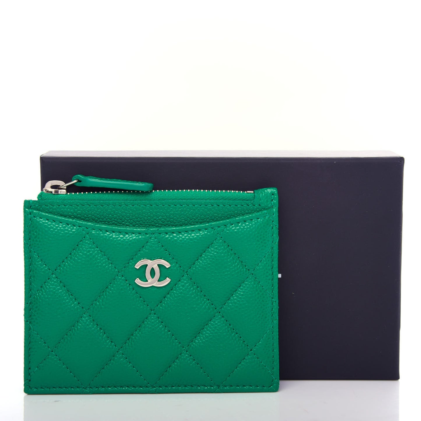Caviar Quilted CC Zip Card Holder Green