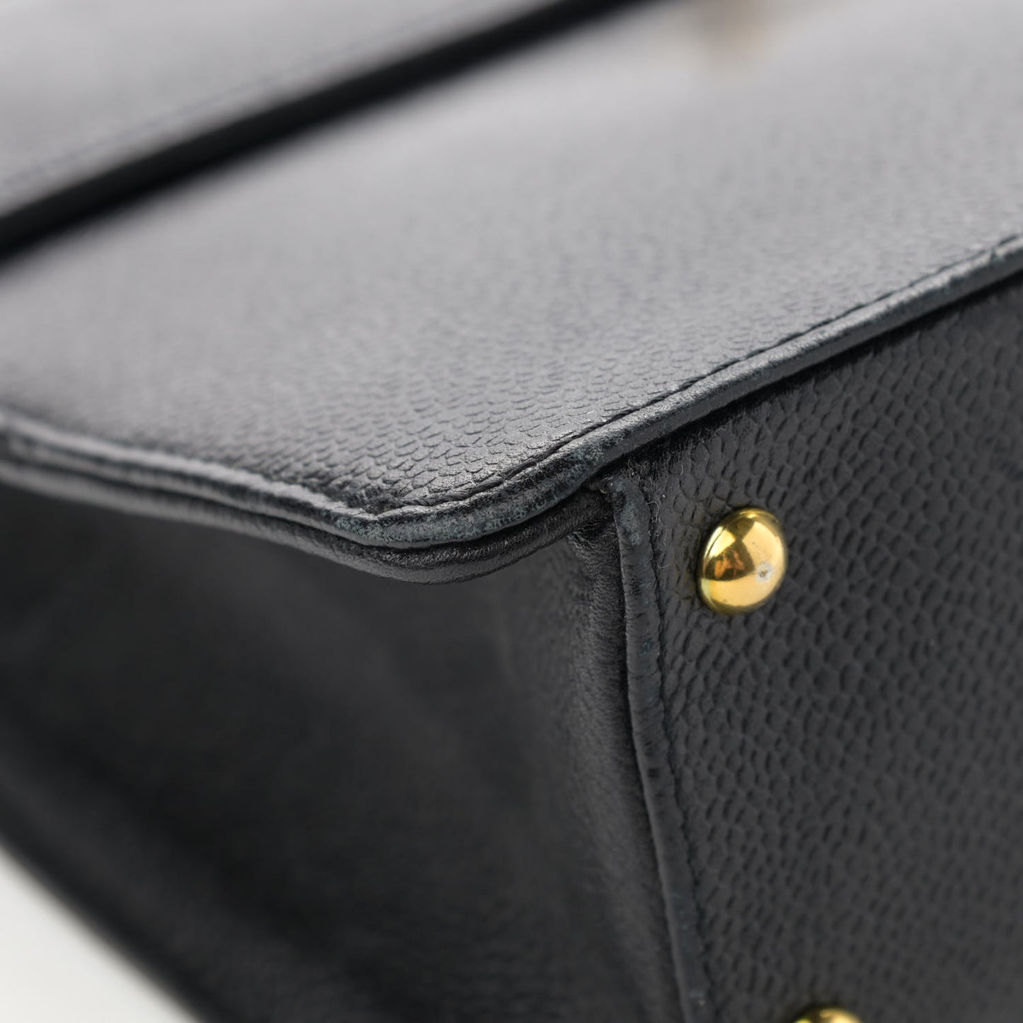 Caviar Flap Shoulder Bag Black