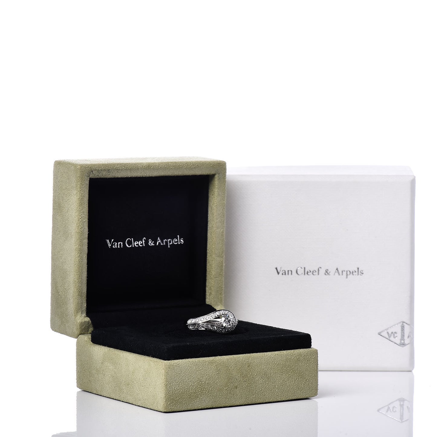 Platinum Diamond .30ct Couture Solitaire Ring 50/5.25