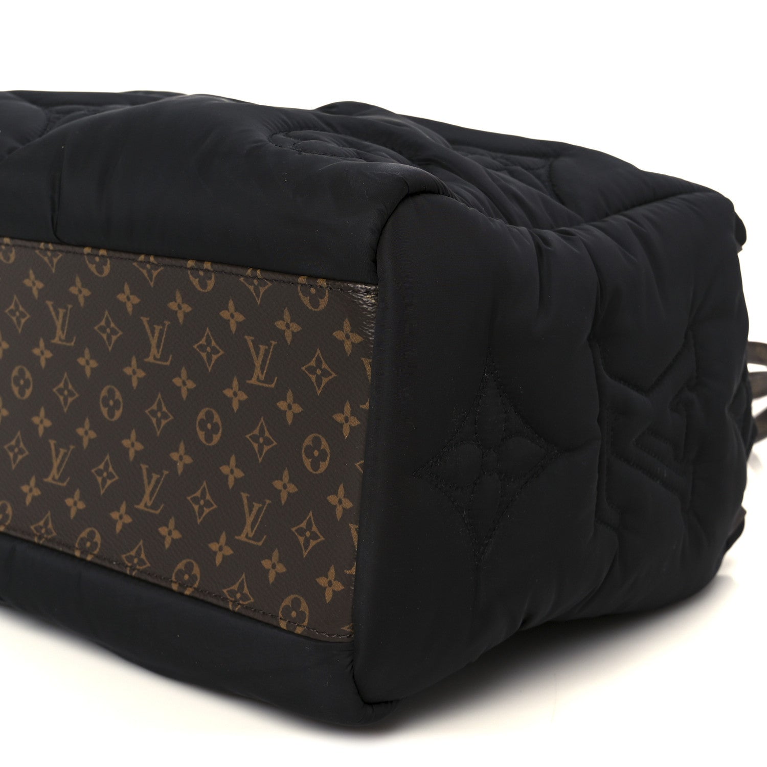 Louis Vuitton Econyl Monogram Pillow Giant Onthego MM Black 8 of 8