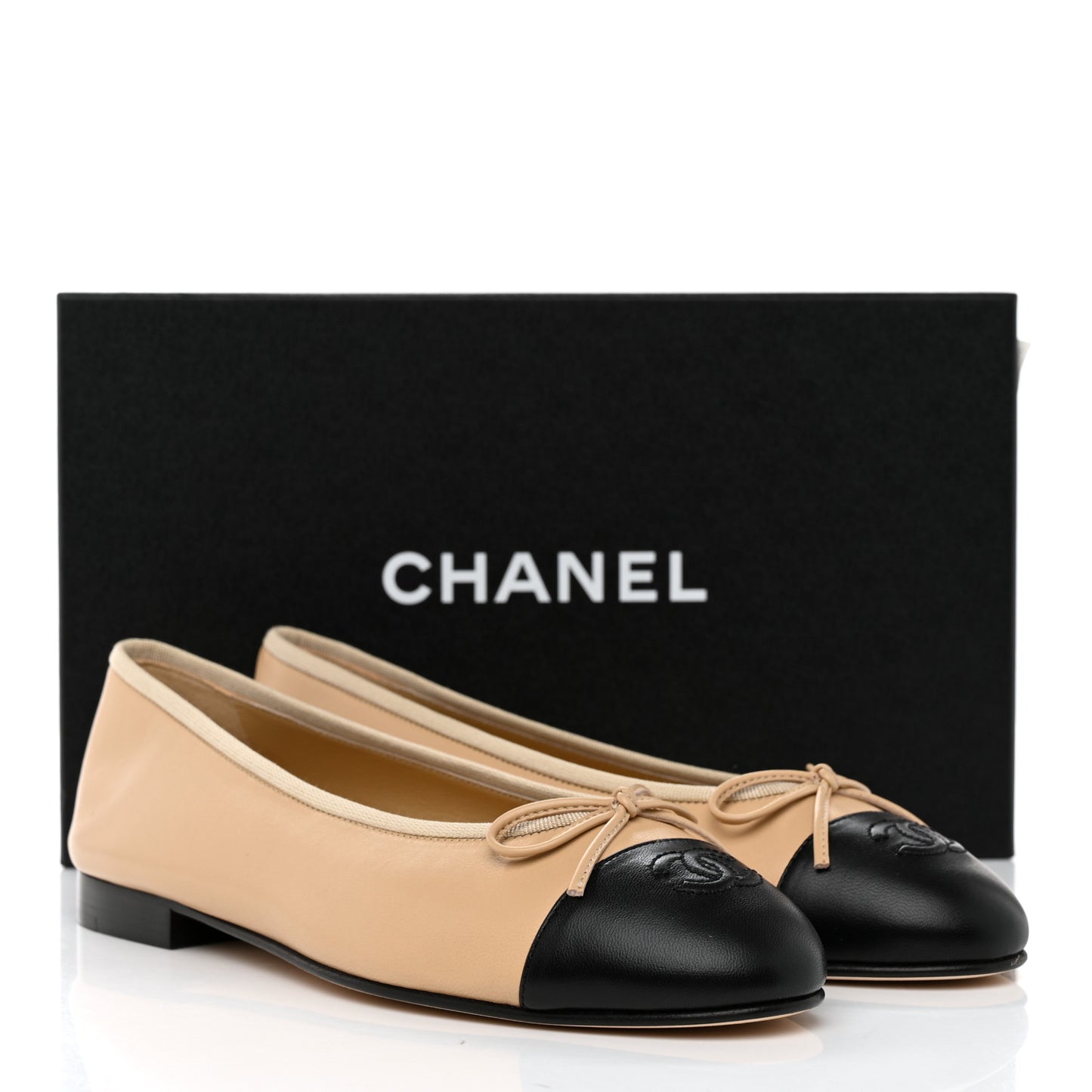 Lambskin Cap Toe Ballerina Flats 38.5 Beige Black