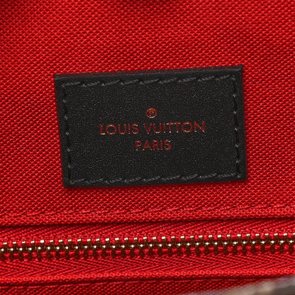 Louis Vuitton Reverse Monogram Giant Onthego MM 6 of 9