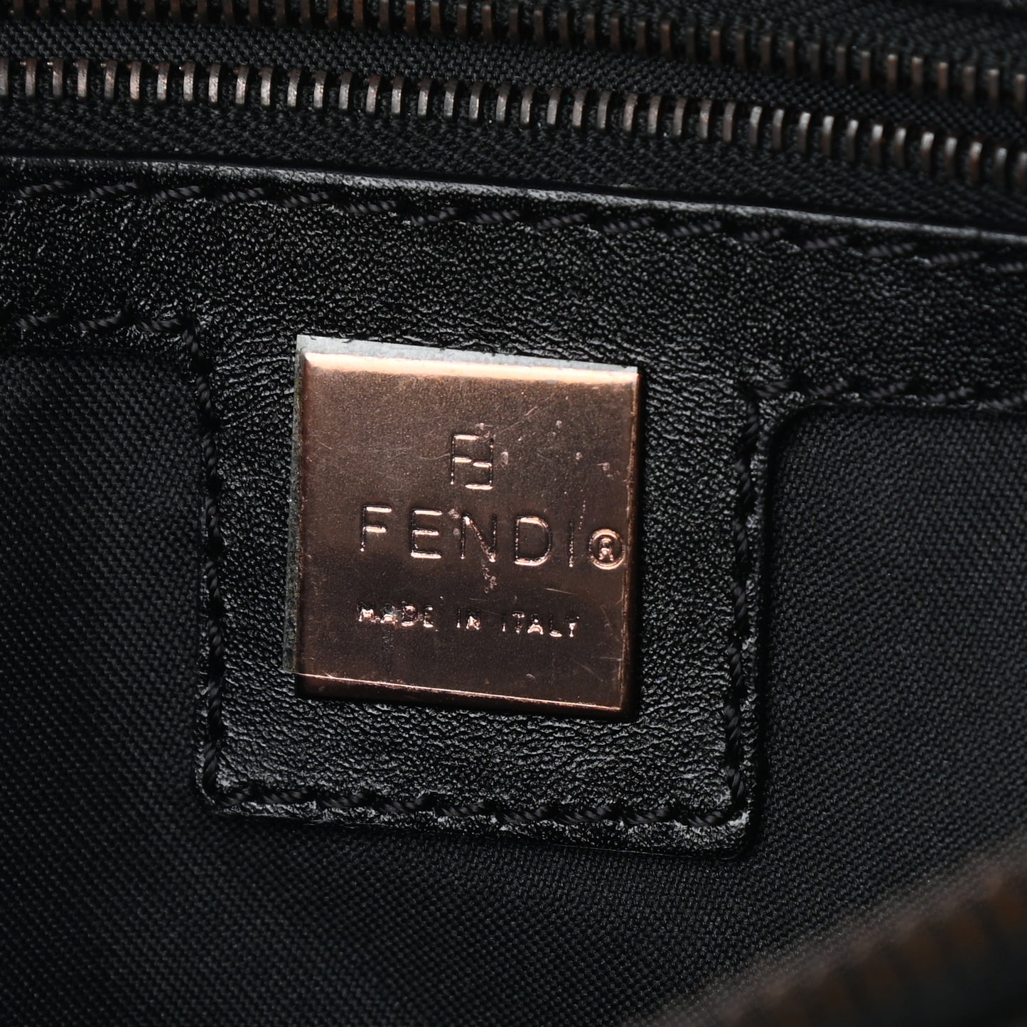 Zucca Buckle Shoulder Bag Tobacco