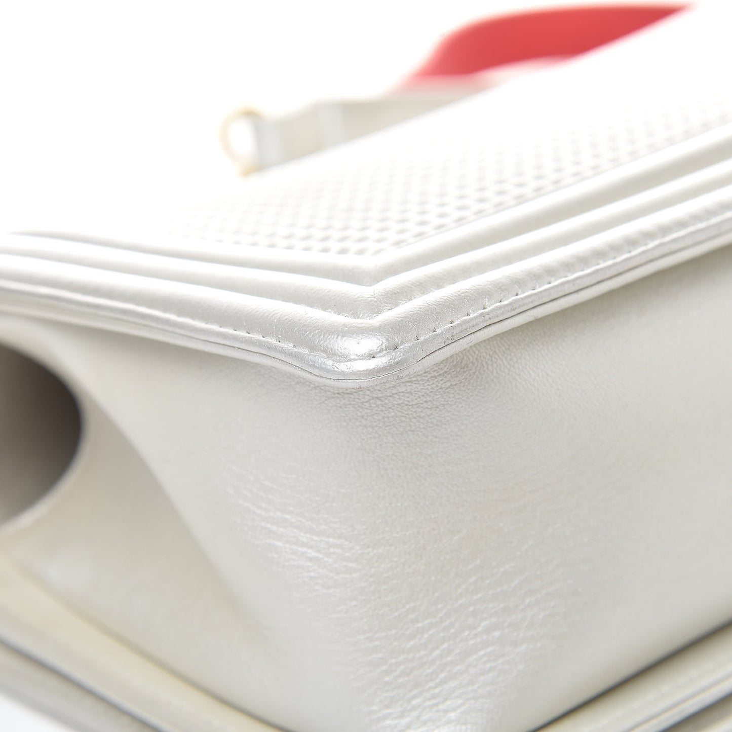 Lambskin Embossed Medium Boy Cube Flap White Red