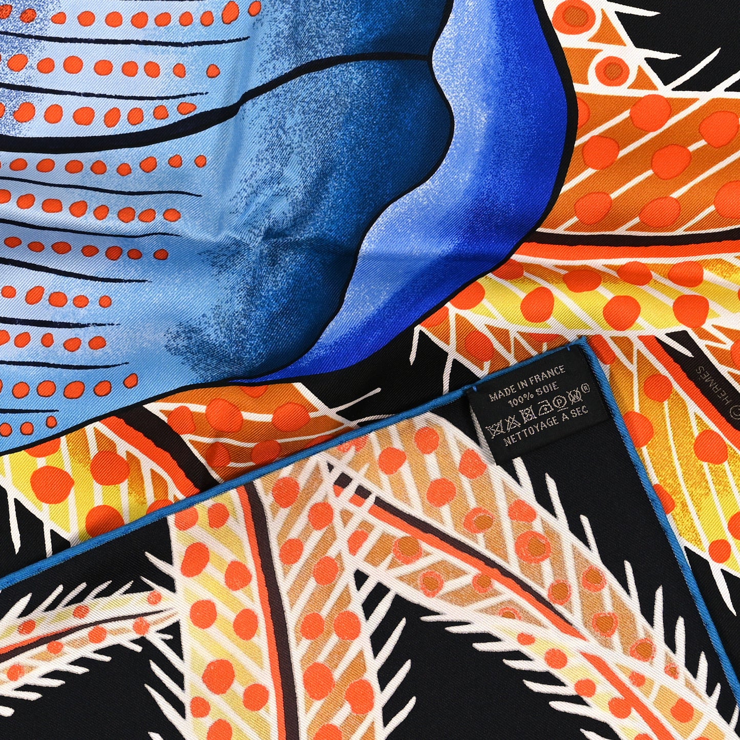 Silk Baobab Cat Scarf 90 Black Jaune Bleu