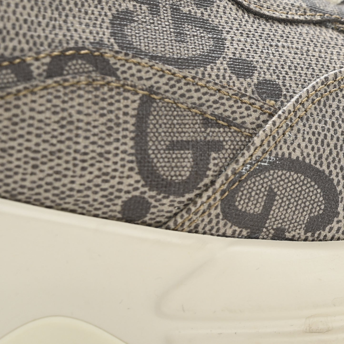 Maxi GG Supreme Monogram Gucci 100 Womens Rhyton Sneakers 40.5 Beige Ebony