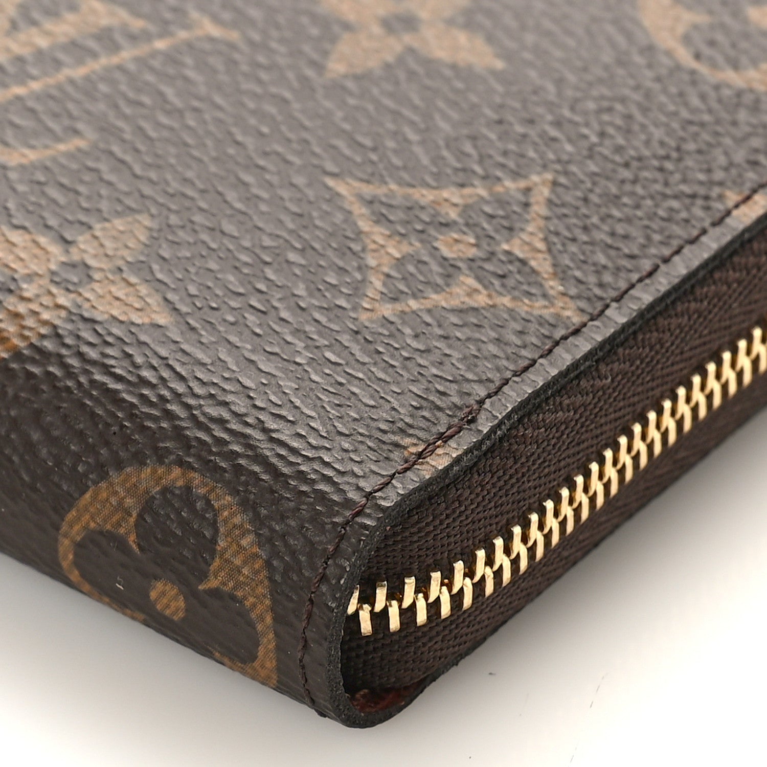 Louis Vuitton Monogram Zippy Coin Purse 8 of 8