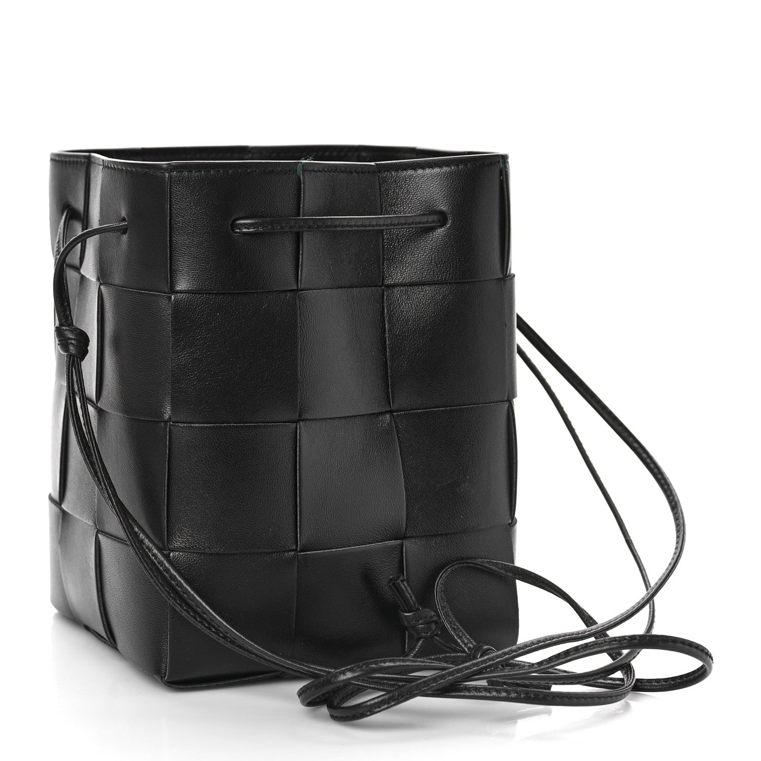 Bottega Veneta Nappa Maxi Intrecciato Cassette Bucket Bag Black 3 of 8