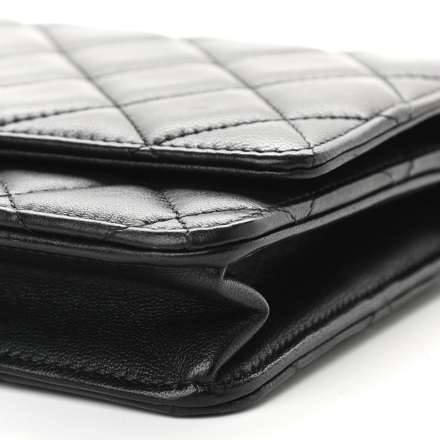 Lambskin Quilted CC Pearl Crush Wallet on Chain WOC Black
