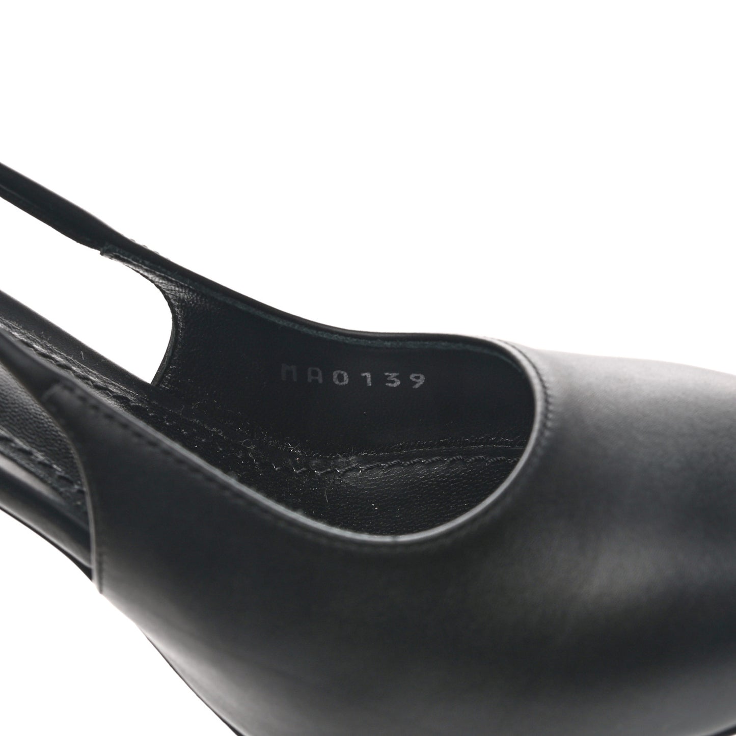 Calfskin Urban Twist Slingback Pumps 39 Black