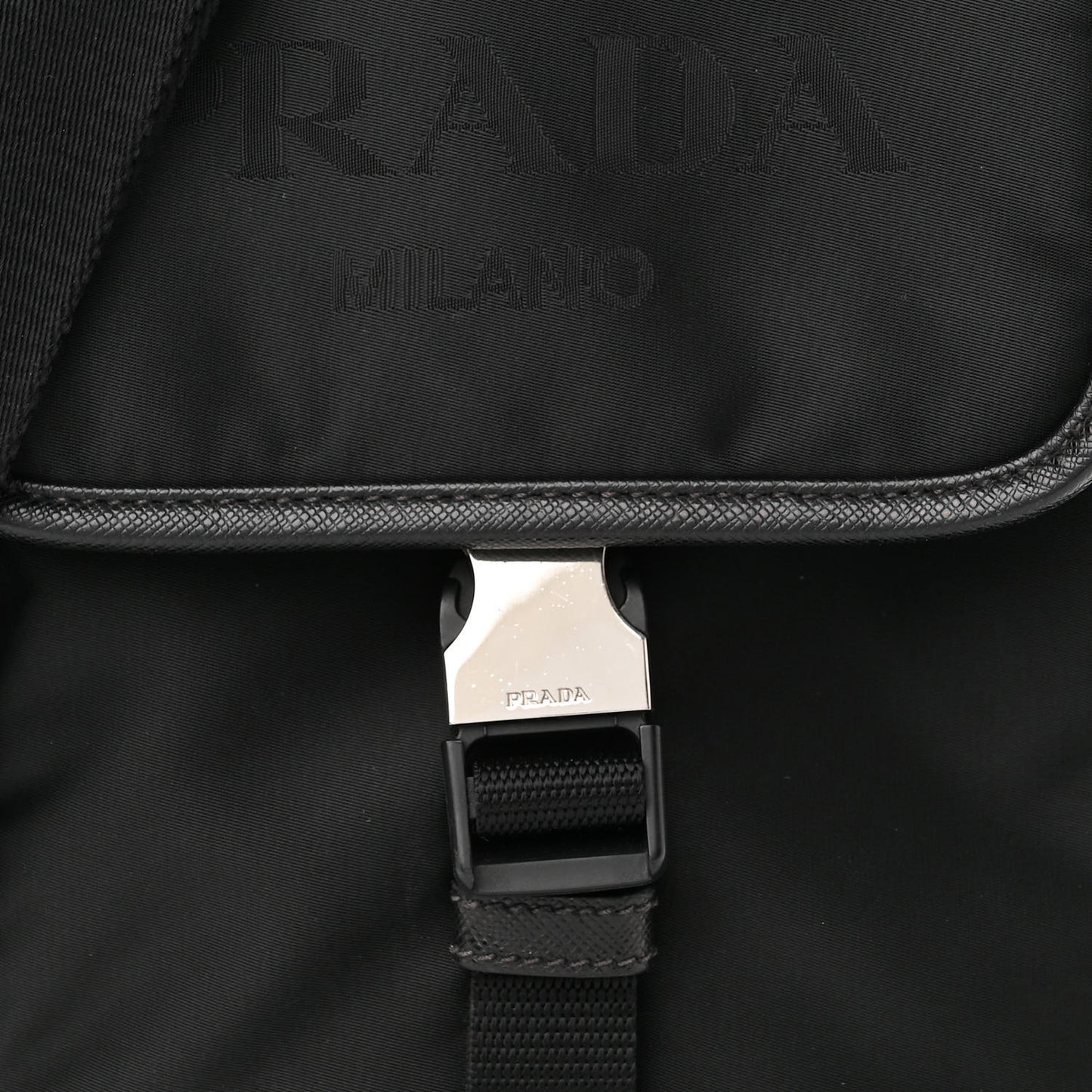 Tessuto Nylon Saffiano Logo Messenger Bag Black