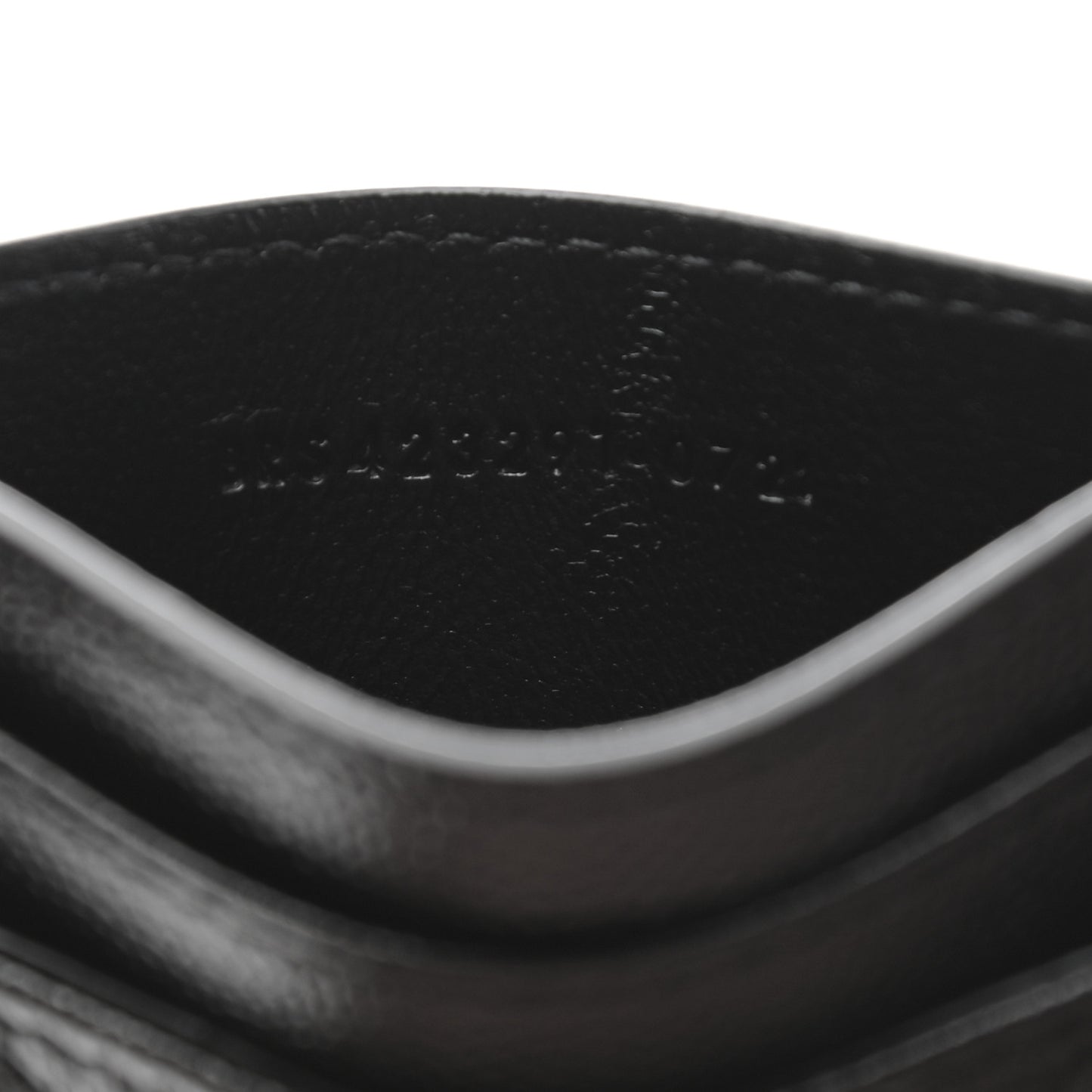 Grain De Poudre Matelasse Chevron Monogram Credit Card Case Black