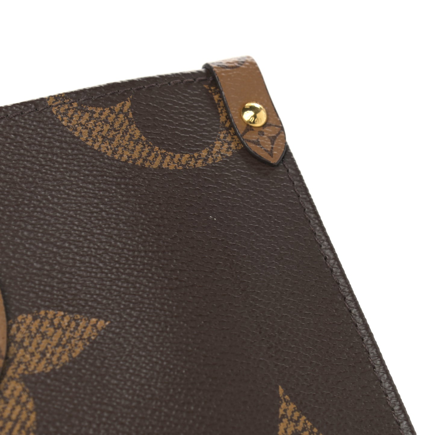 Reverse Monogram Giant Onthego MM
