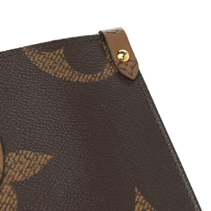 Louis Vuitton Reverse Monogram Giant Onthego MM 11 of 12