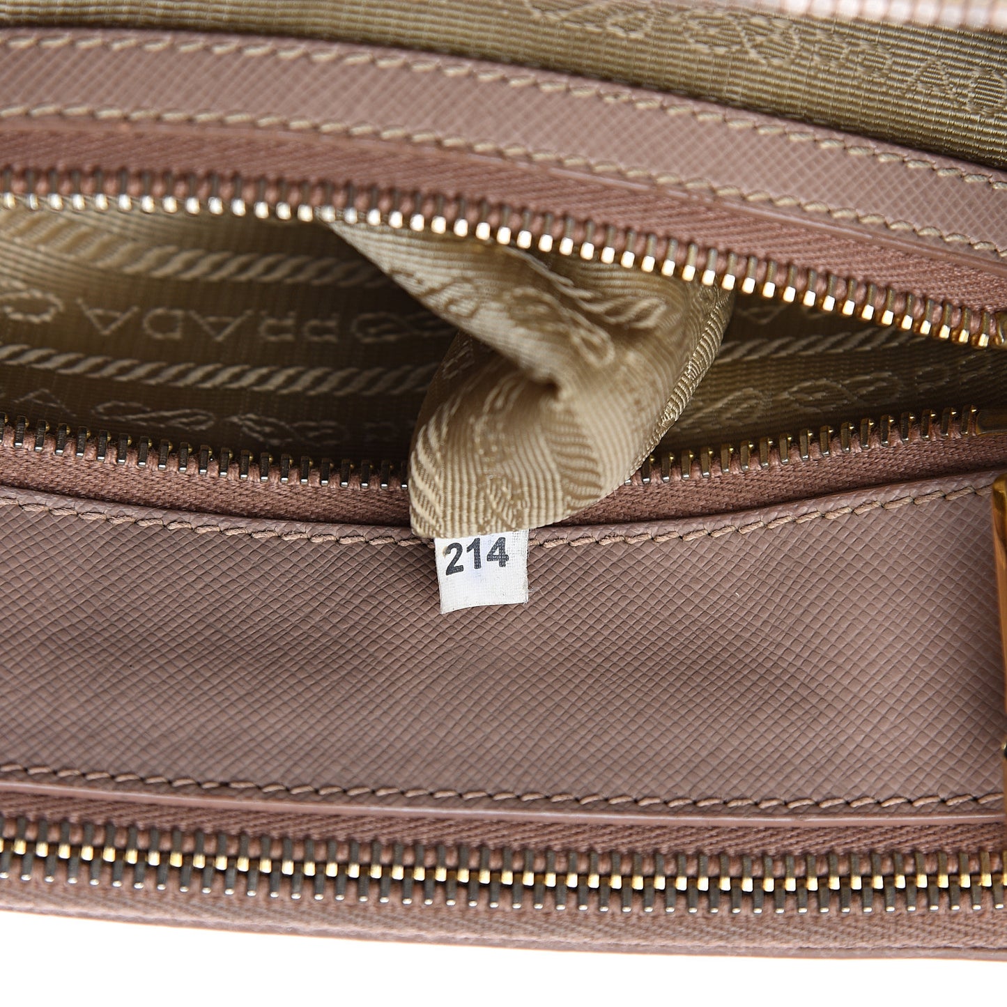 Saffiano Small Galleria Double Zip Tote Cammeo