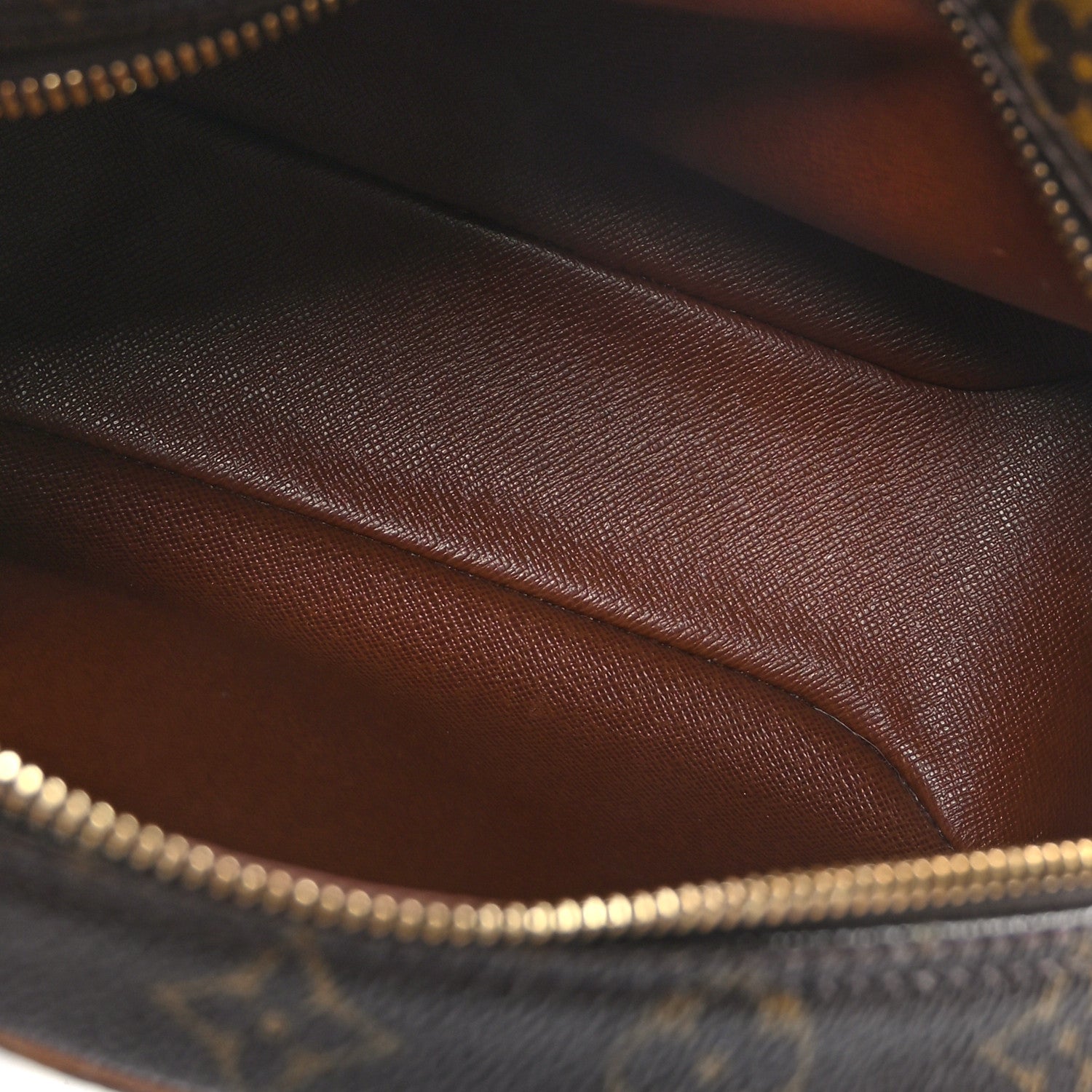 Louis Vuitton Monogram Blois 5 of 10