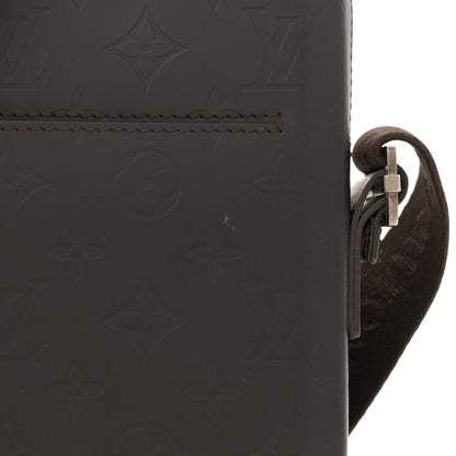 Louis Vuitton Monogram Glace Bobby Cafe 10 of 13