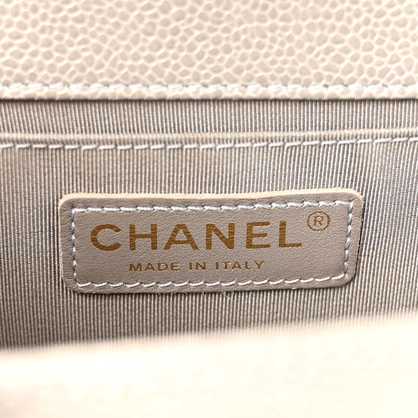 Caviar Quilted Medium Boy Flap Grey