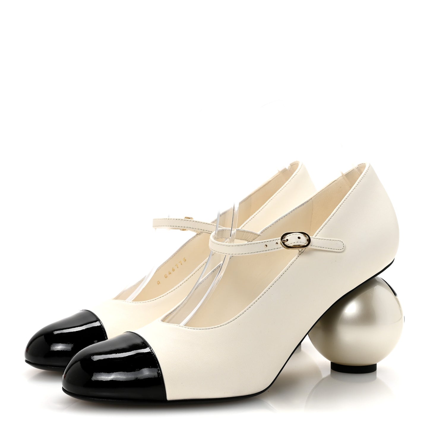 Lambskin Patent Cap Toe Mary Jane Pearl Pumps 41 White Black