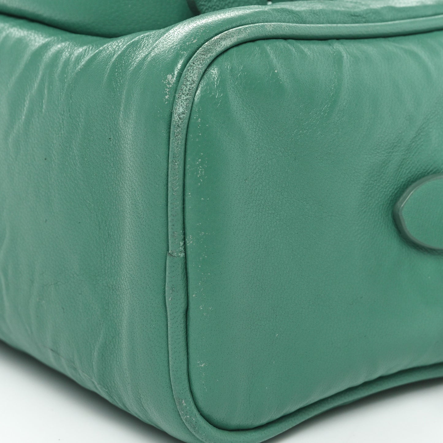 Nappa Antique Multi-Pocket Shoulder Bag Green