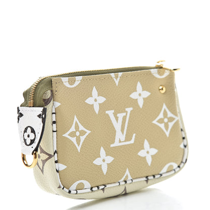 Louis Vuitton Monogram Giant Micro Pochette Accessories Kaki White 3 of 8