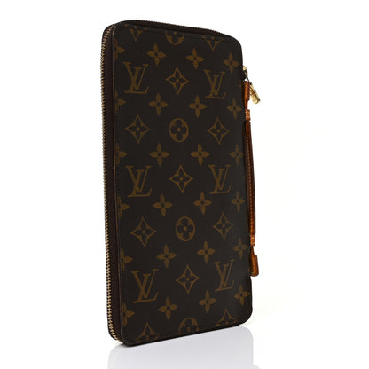Louis Vuitton Monogram Poche Escapade Organizer Wallet 3 of 8