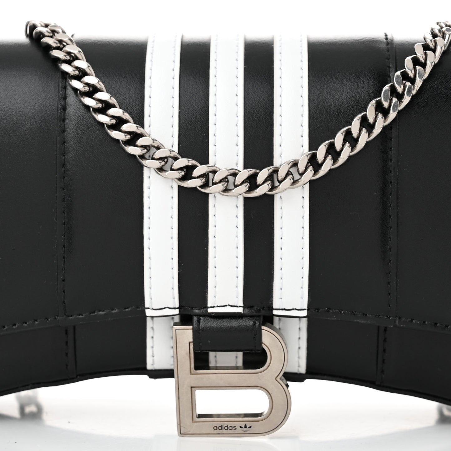 X ADIDAS Box Calfskin Hourglass Chain Bag Black