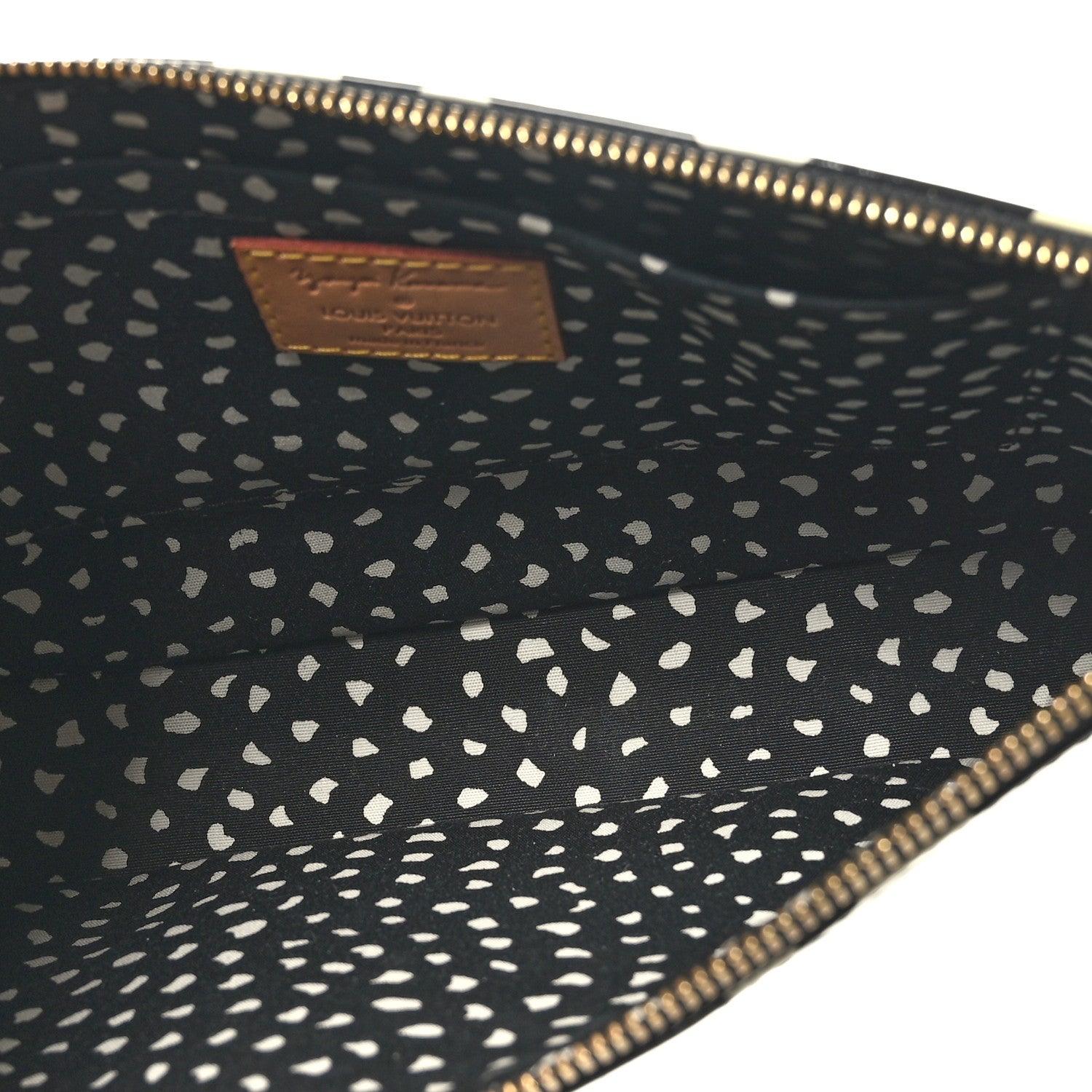 Louis Vuitton Vernis Kusama Infinity Dots Pochette Accessories Black 6 of 9