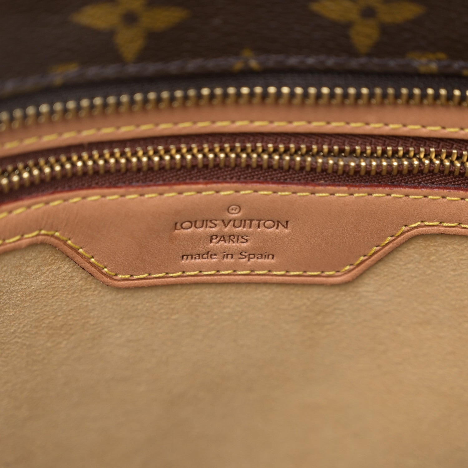 Louis Vuitton Monogram Luco 6 of 10