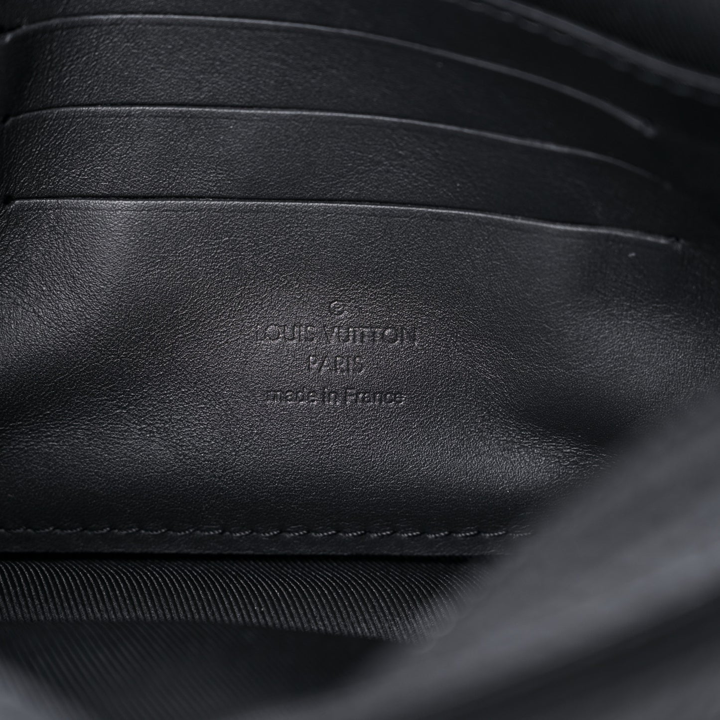 Taurillon Monogram Pochette Volga Black