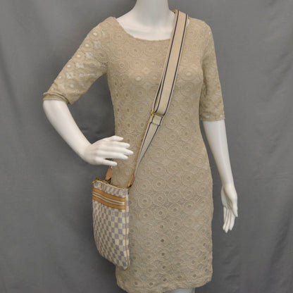 Louis Vuitton Damier Azur Bosphore Pochette 2 of 9