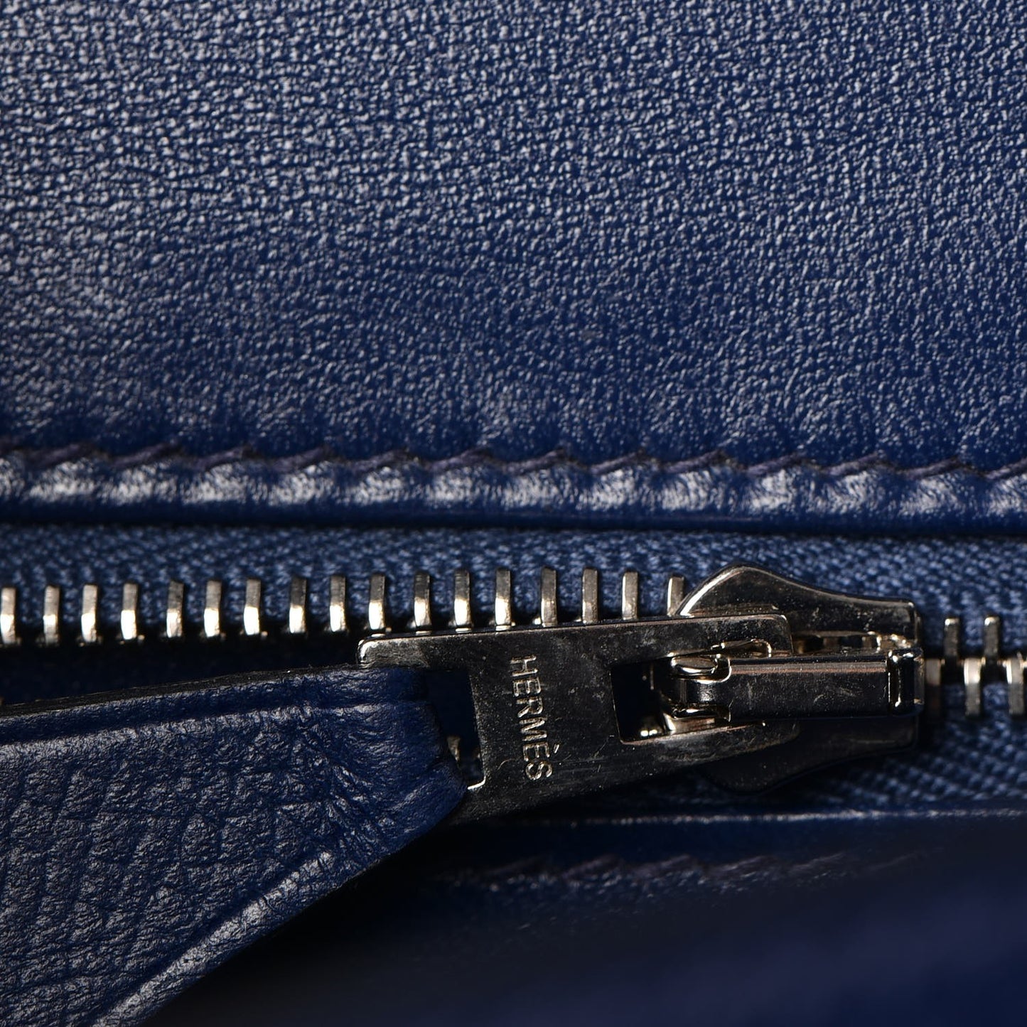 Epsom Constance 24 Bleu Saphir