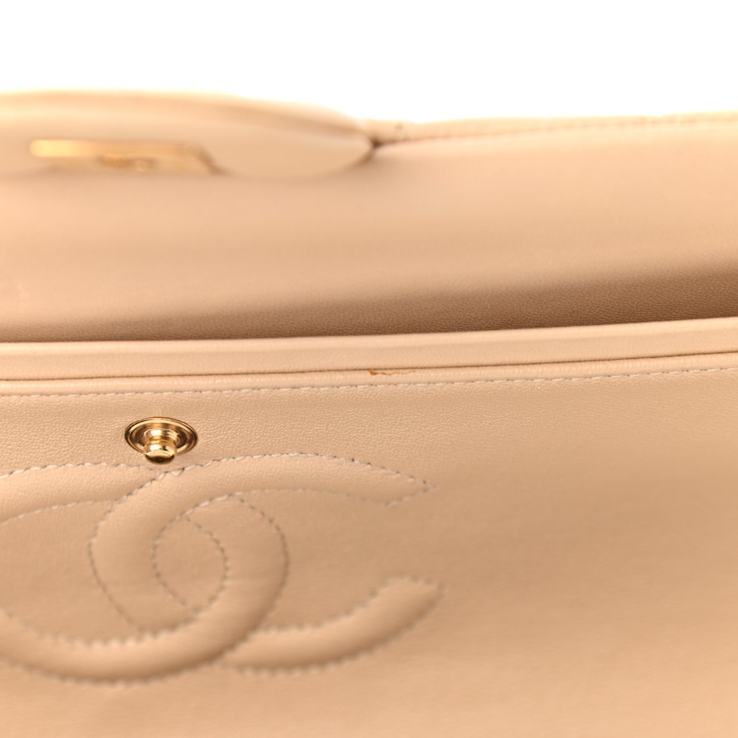 Lambskin Quilted Medium Double Flap Beige