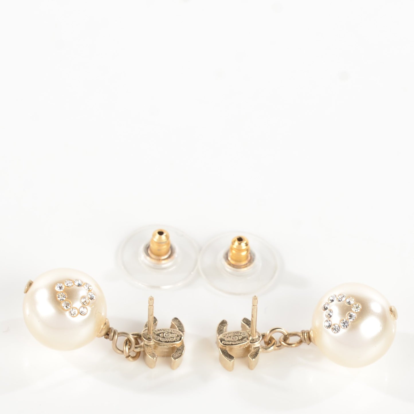 Pearl Crystal CC Heart Drop Earrings Gold White