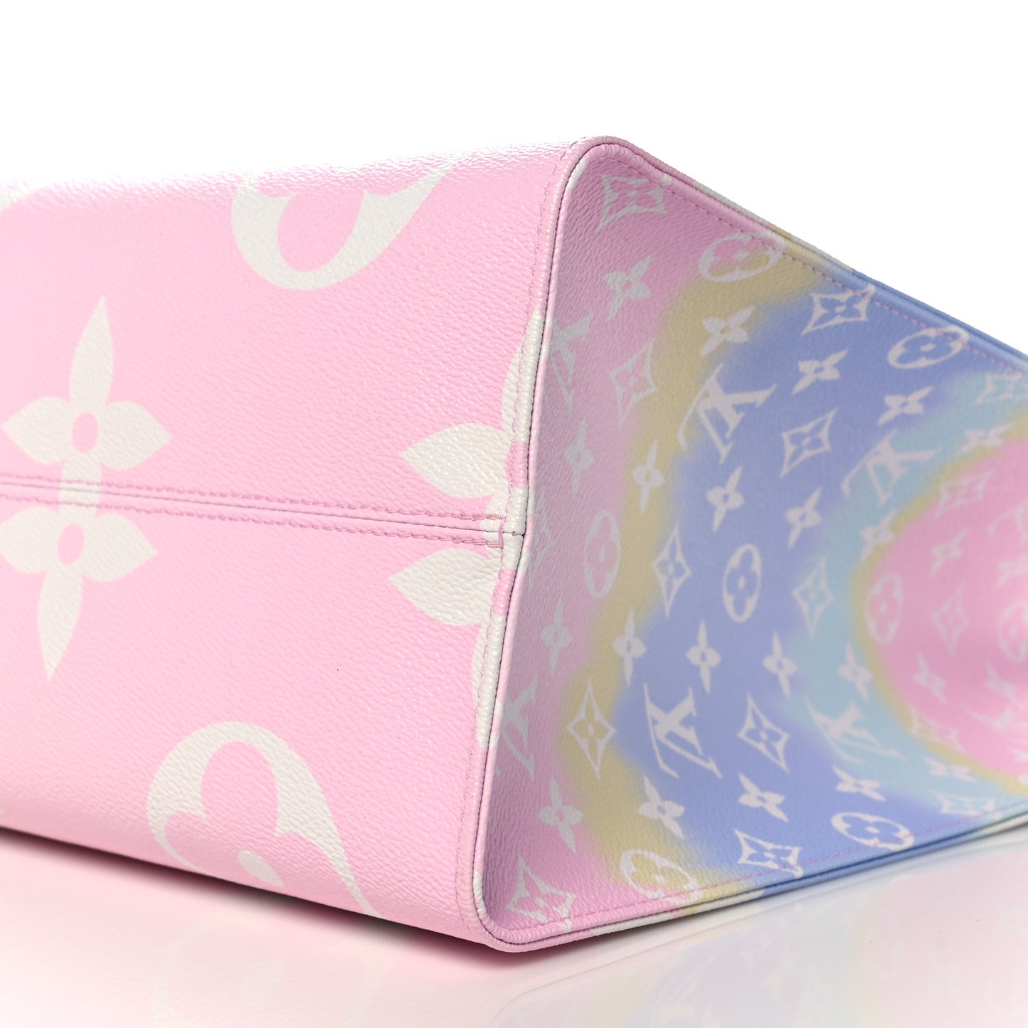 Monogram Escale Okinawa Onthego GM Pastel