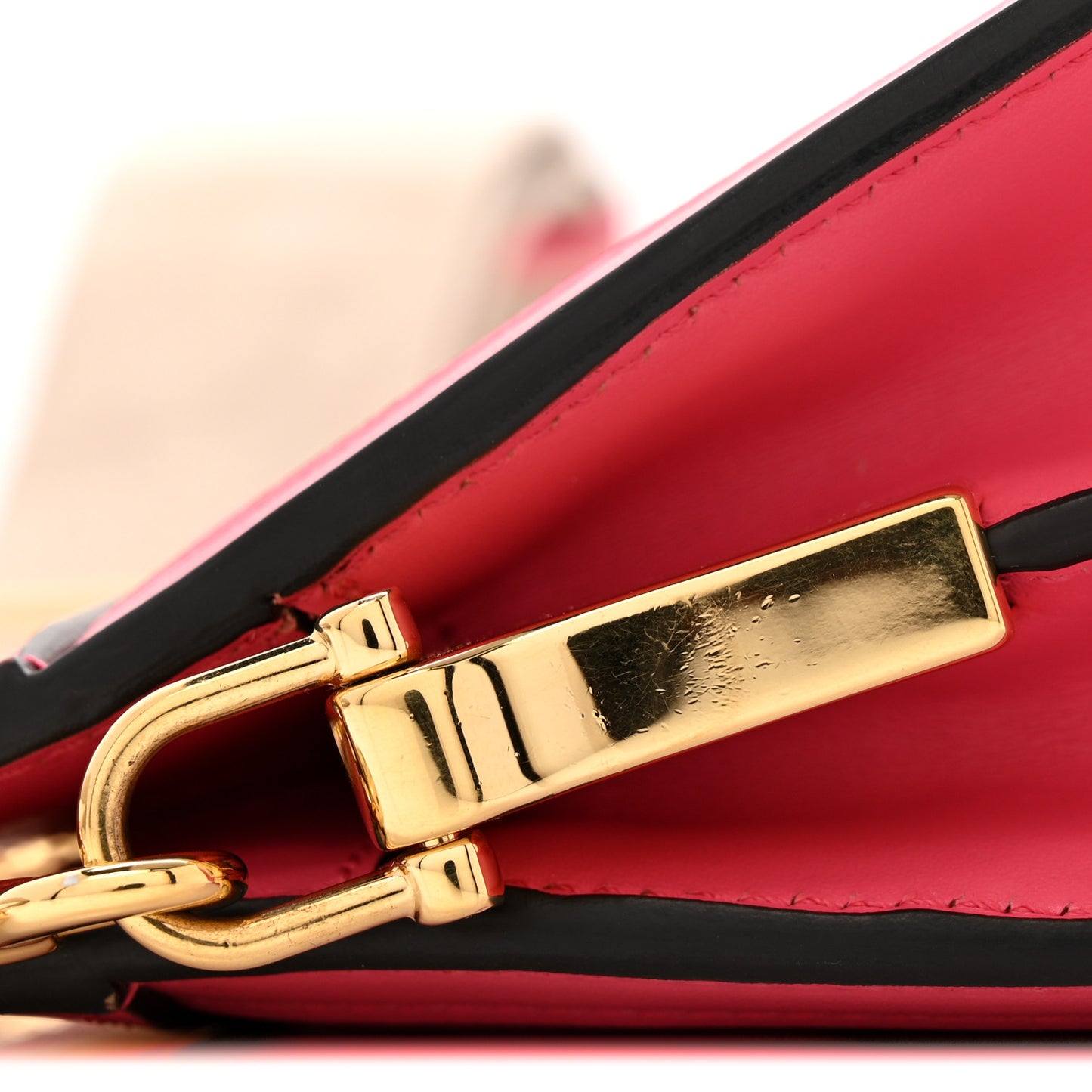 Calfskin GG Matelasse Small Slim Chain Shoulder Bag Rhodamine Pink Natural
