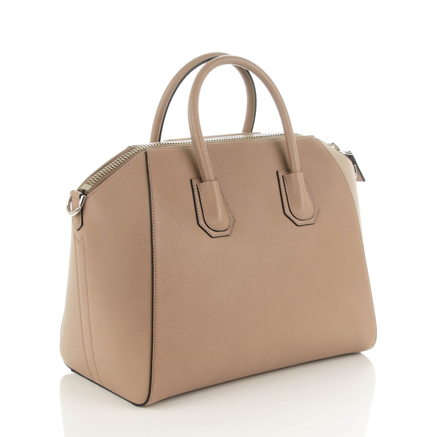 Sugar Goatskin Medium Antigona Sand