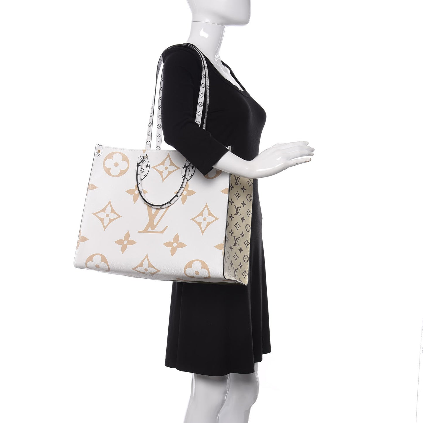 Monogram Giant Onthego GM Kaki Beige