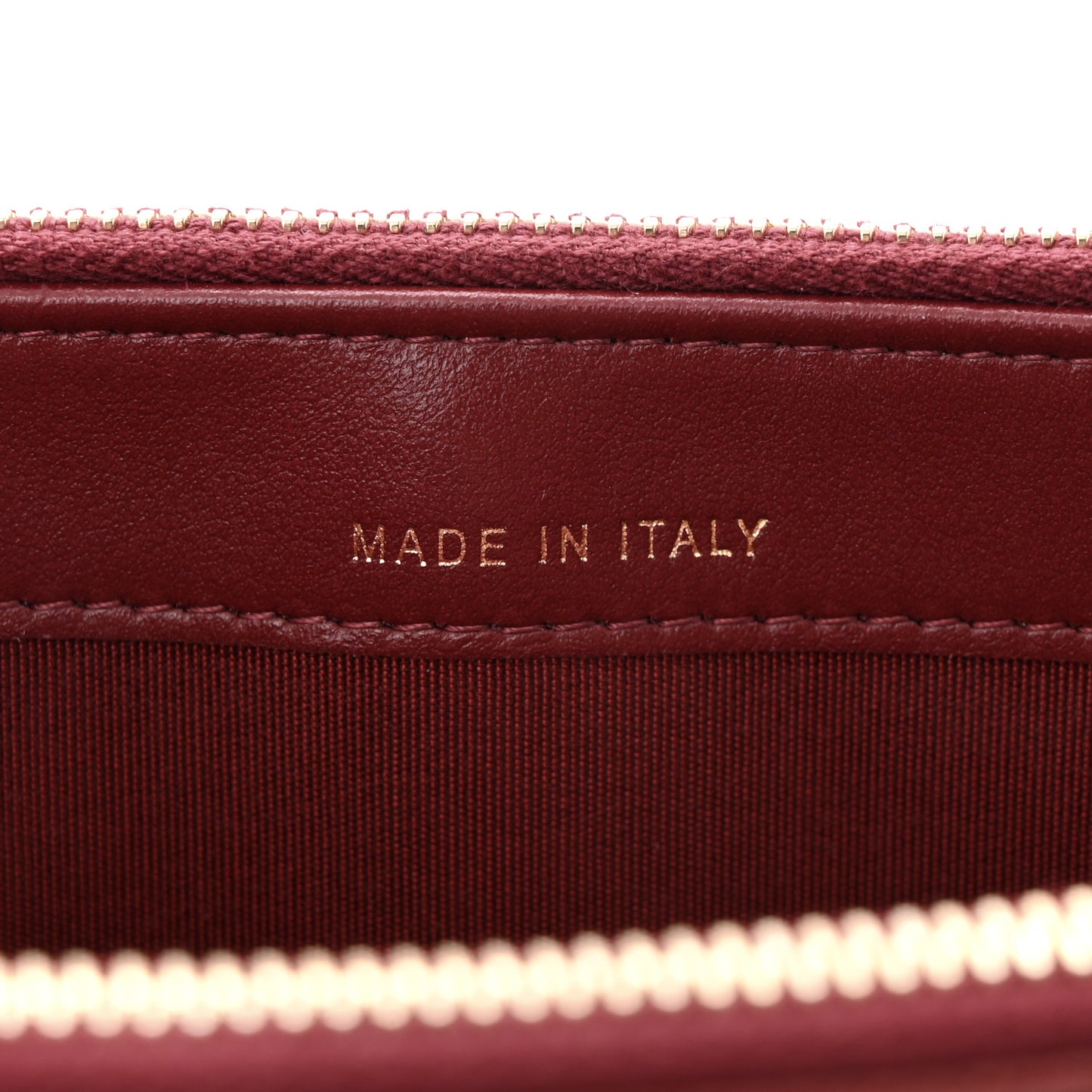 Caviar Quilted Small Boy Clutch With Chain Burgundy