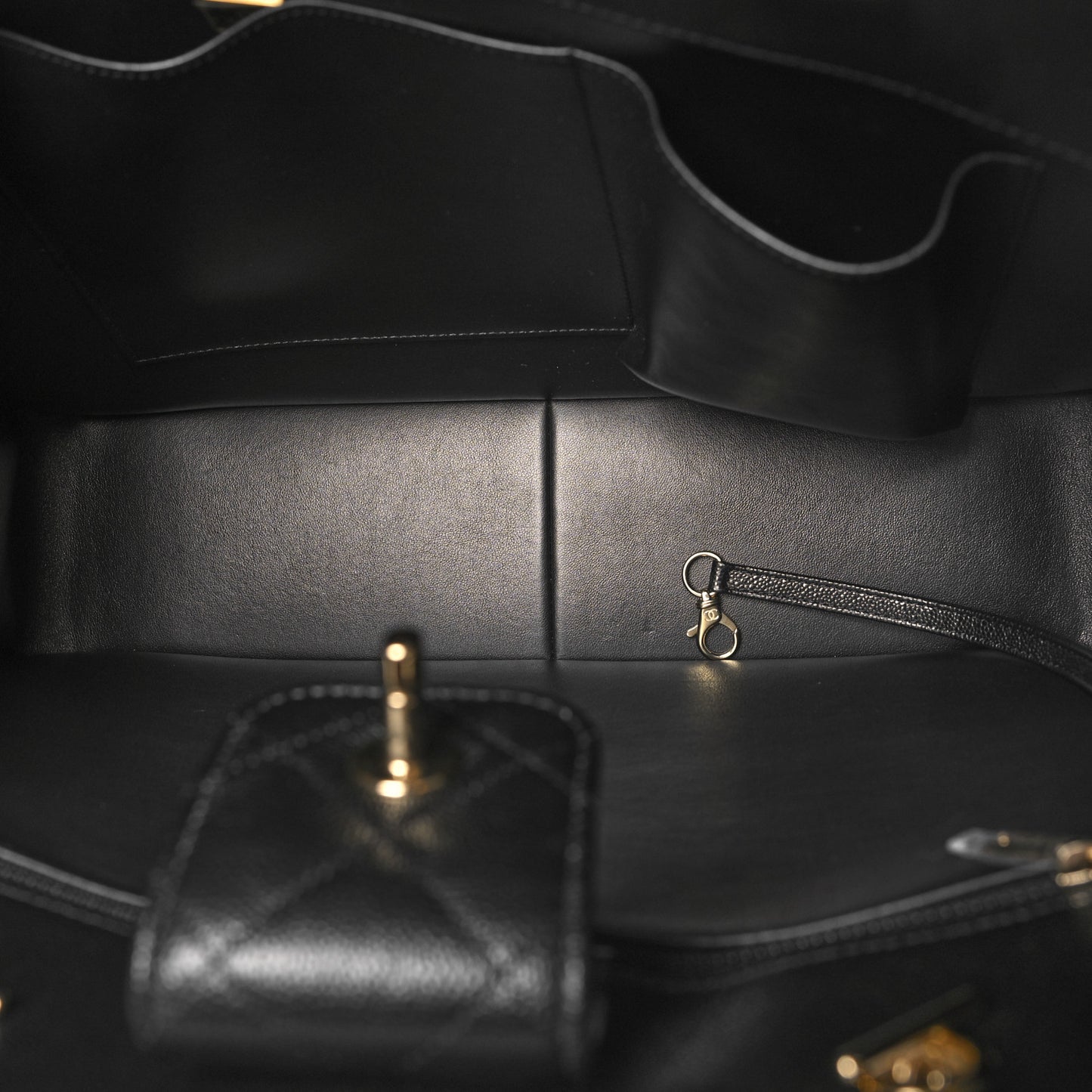 Caviar Quilted Large Shopping Tote Black