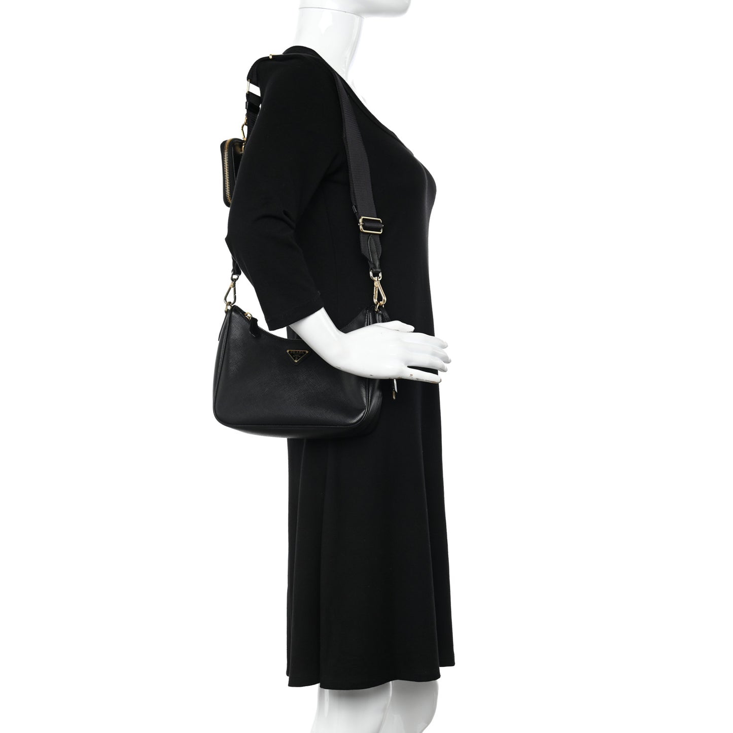 Saffiano Lux Re-Edition 2005 Shoulder Bag Black
