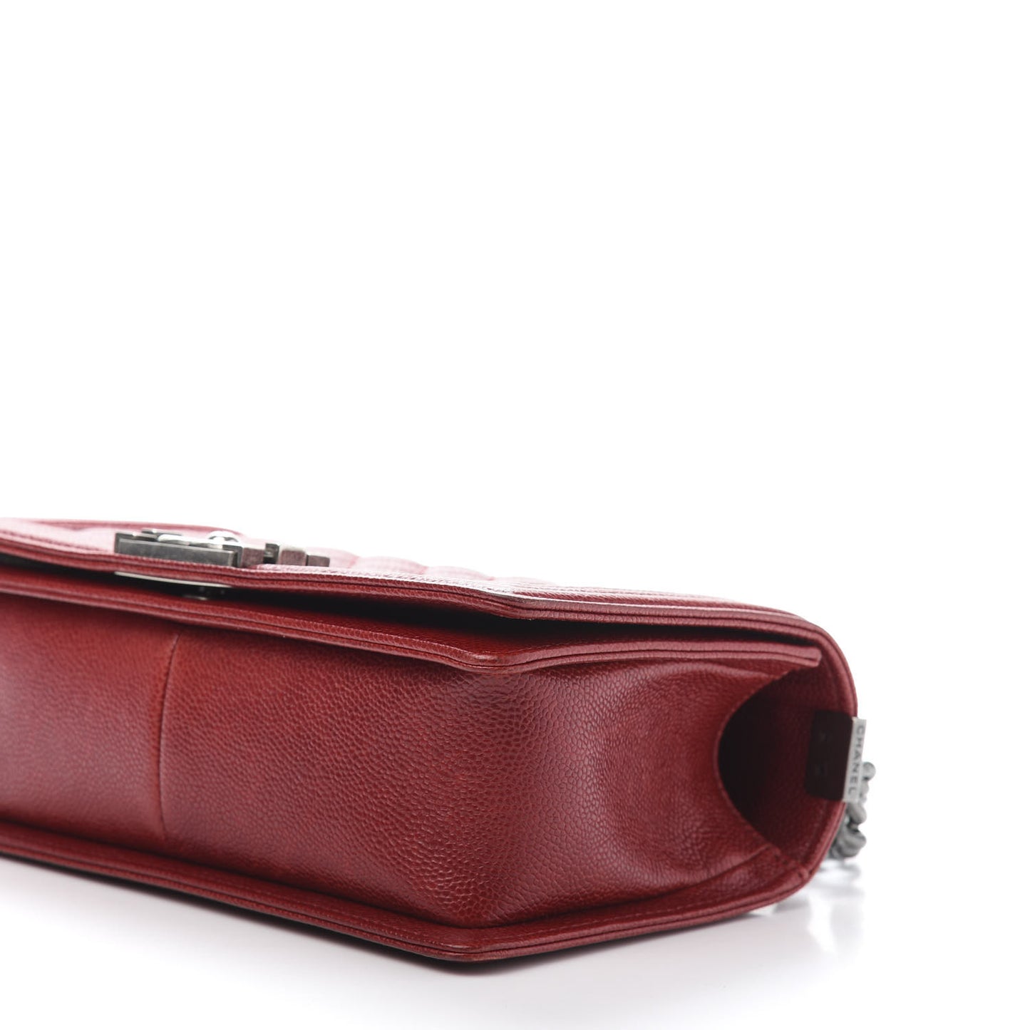 Caviar Quilted Medium Boy Flap Red