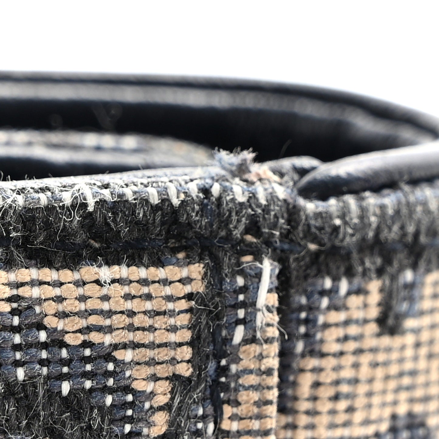 Oblique Saddle Lotus Wallet Blue