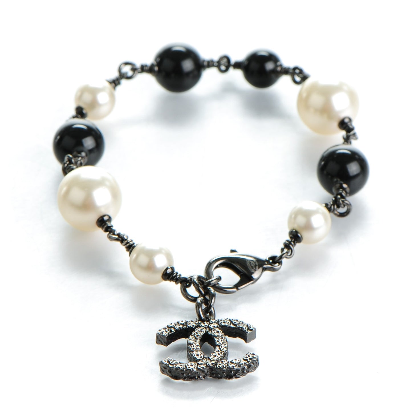 Pearl Beaded CC Bracelet Black