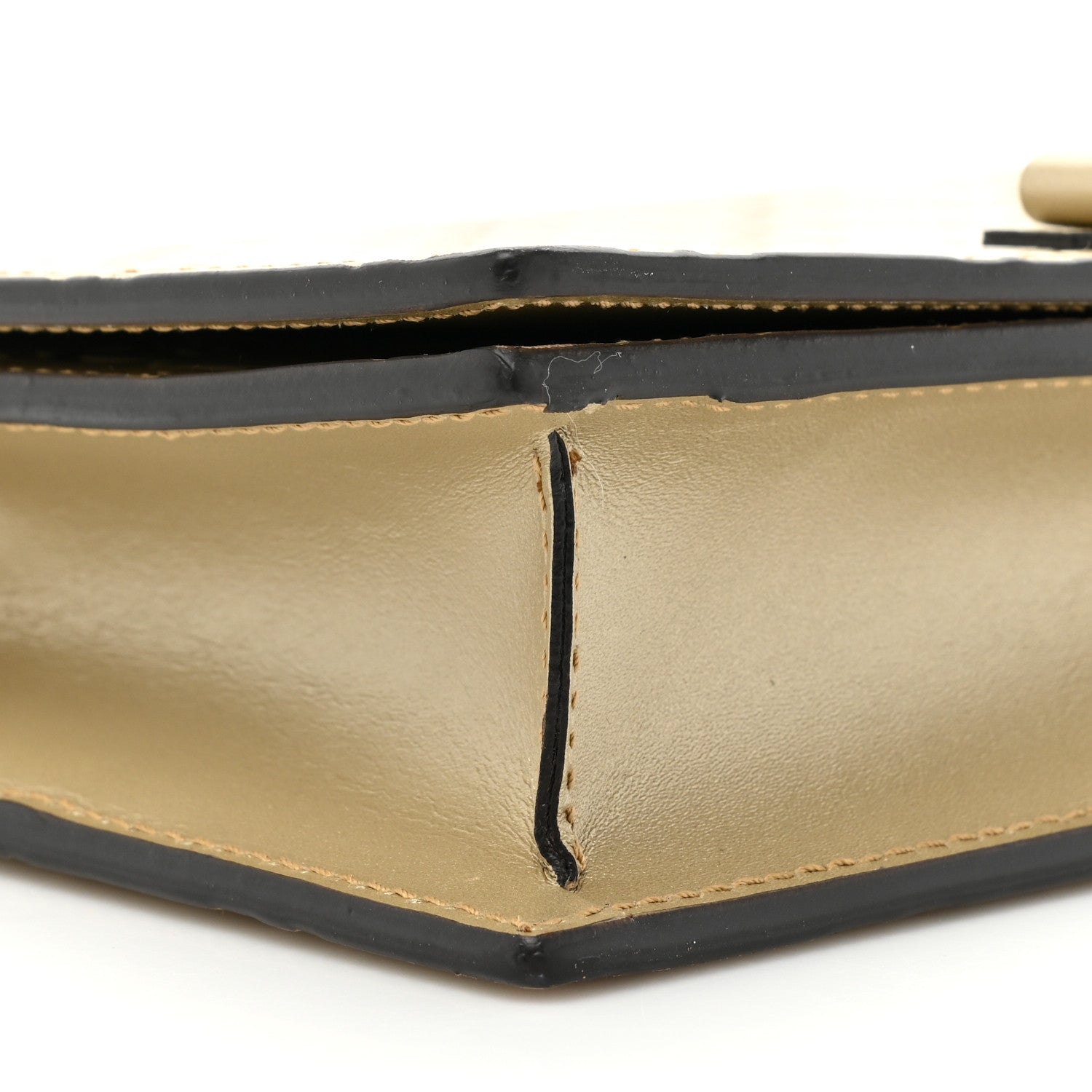 Gucci Metallic Guccissima Signature Bowy Chain Wallet Golden Beige 9 of 14