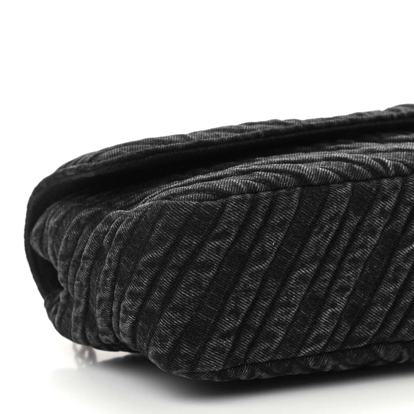 Destroyed Denim Jacquard Logo Matelasse M BB Round Shoulder Bag Black