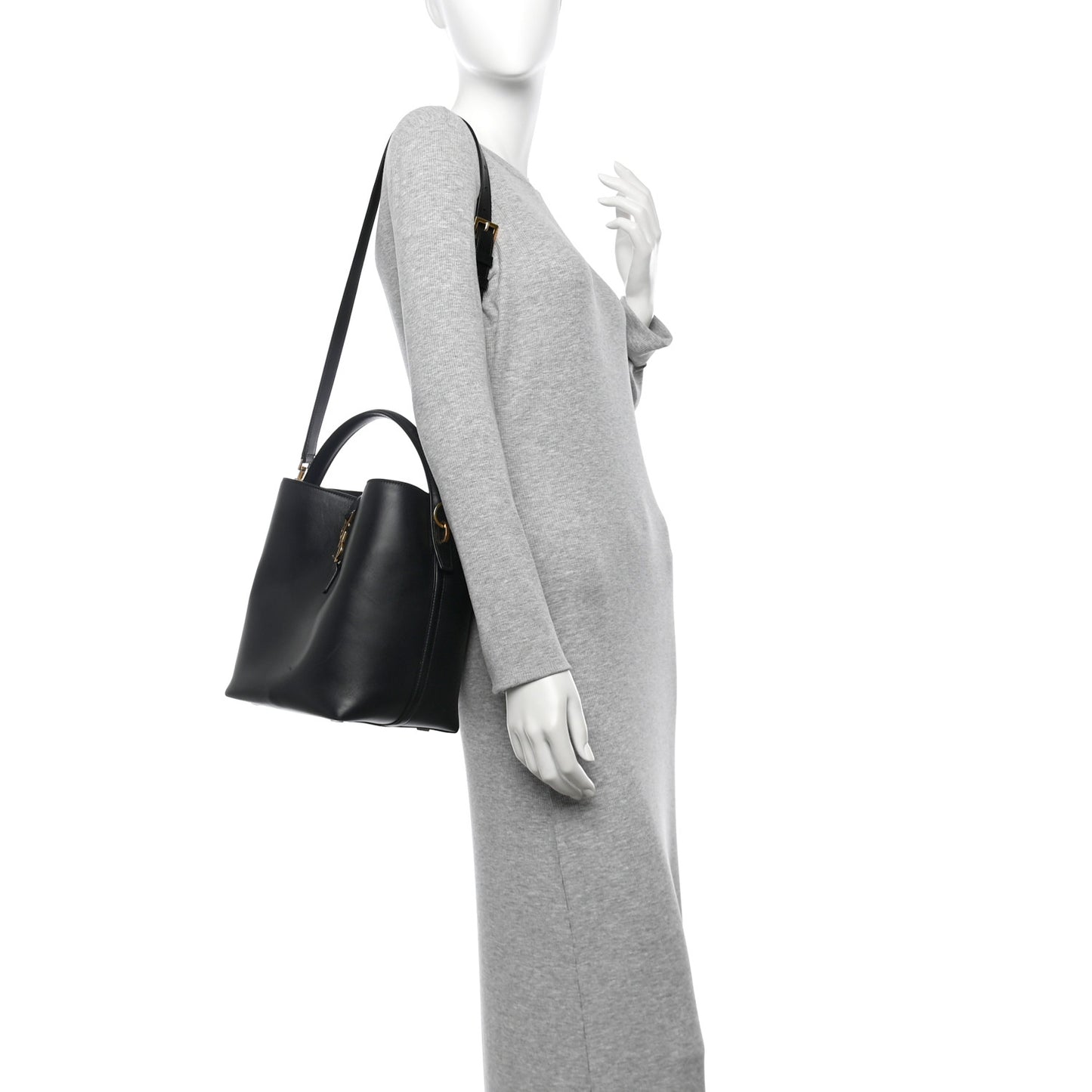 Shiny Calfskin Le 37 Bucket Bag Black