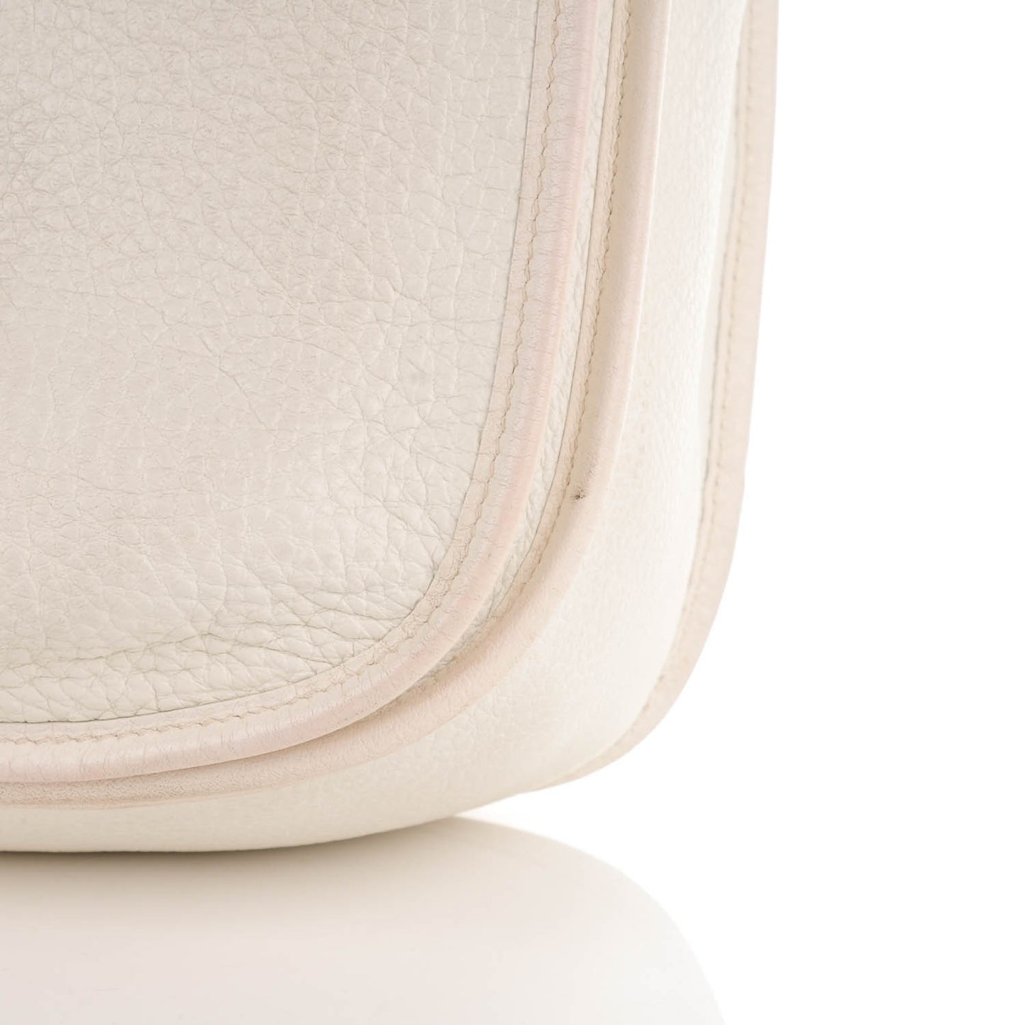 Taurillon Clemence Evelyne II GM White